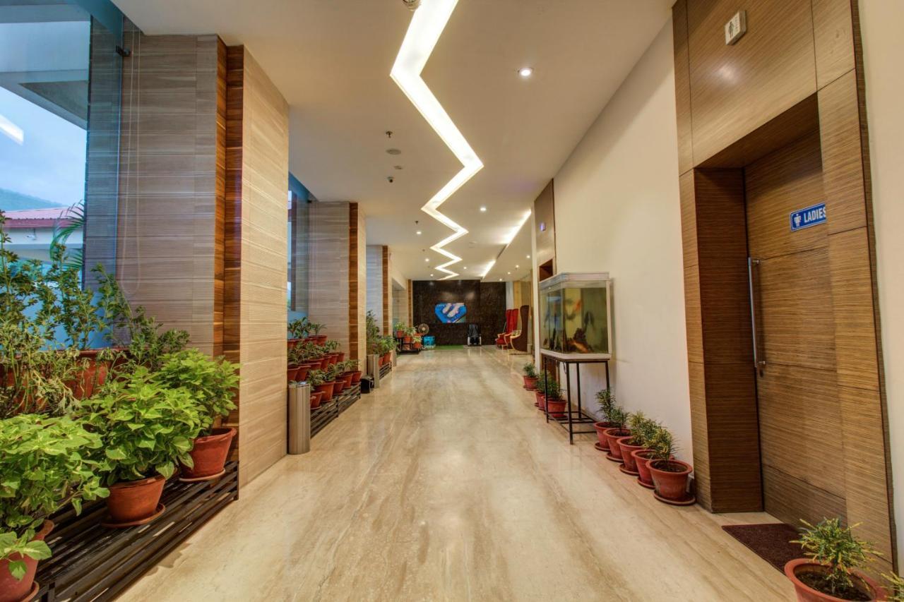 Oyo 3575 The Wave International Hotel Jamshedpur Bagian luar foto